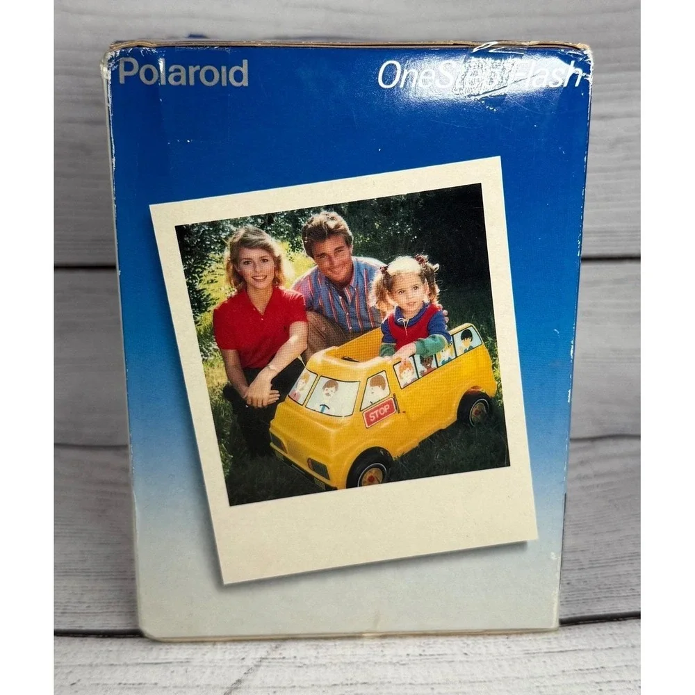Vintage Polaroid One Step 600 Flash Instant Camera | 80s 90s Retro Film Camera